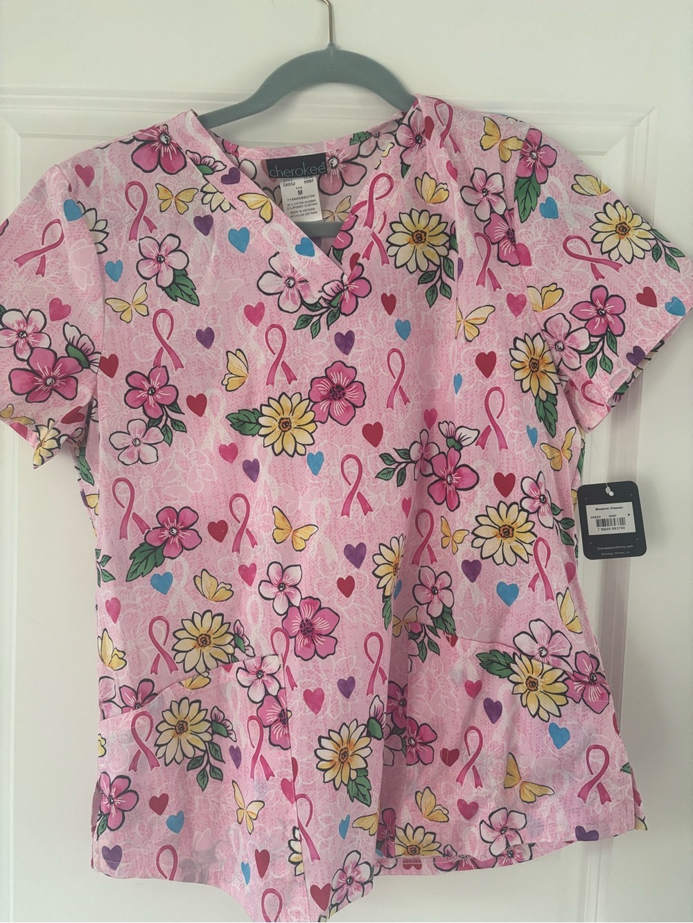 Cherokee breast cancer hearts scrub top size M